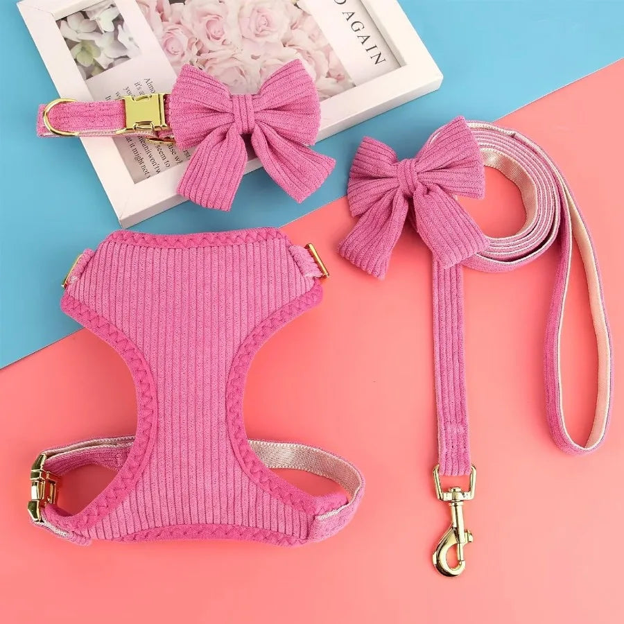 High-concerned Dog Harness Leash Set With Bowtie Mesh Vest