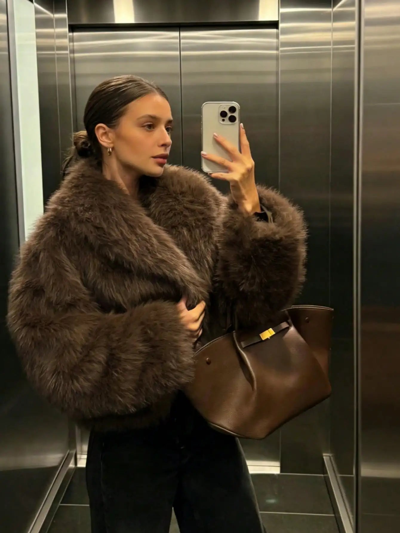 Faux Fox Fur Short Jacket for Women, Winter Warm Cozy Coat with Plush Collar, Fashionable Street Style