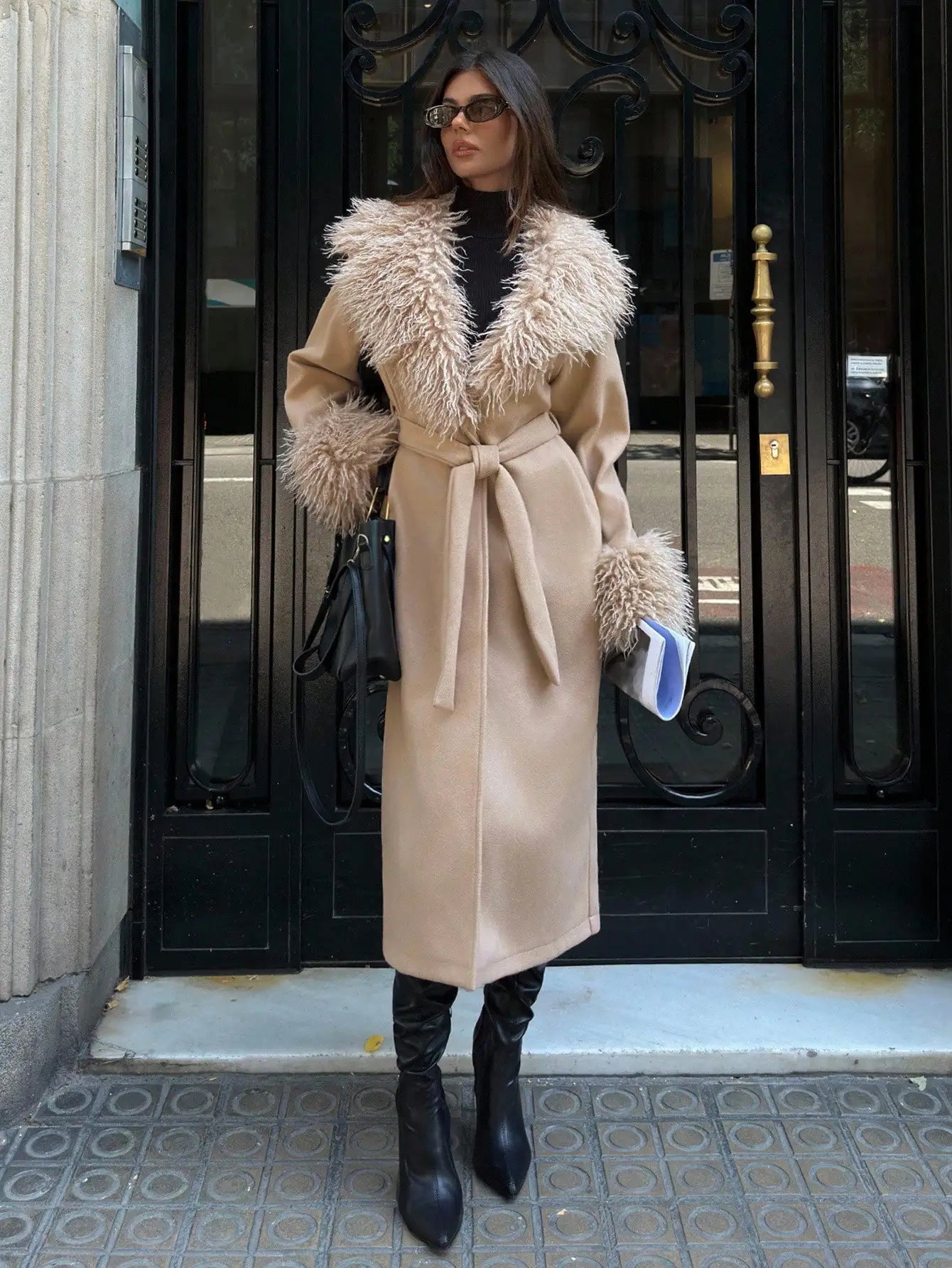 Women's Faux Fur Trim Wool Blend Coat, Bohemian Style Long Jacket for Fall Winter