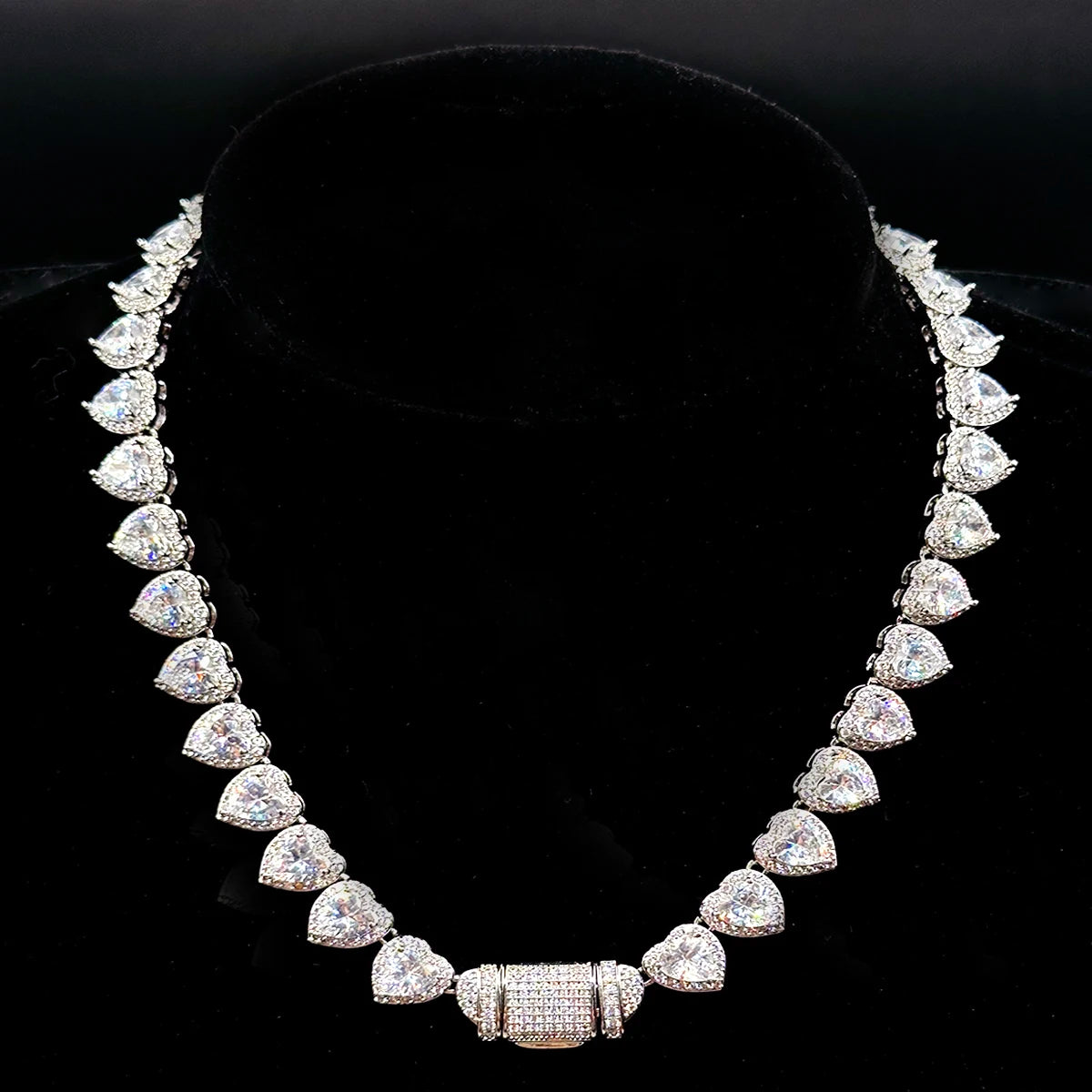 Aokaishen Clustered Heart Tennis Chain Necklace For Women