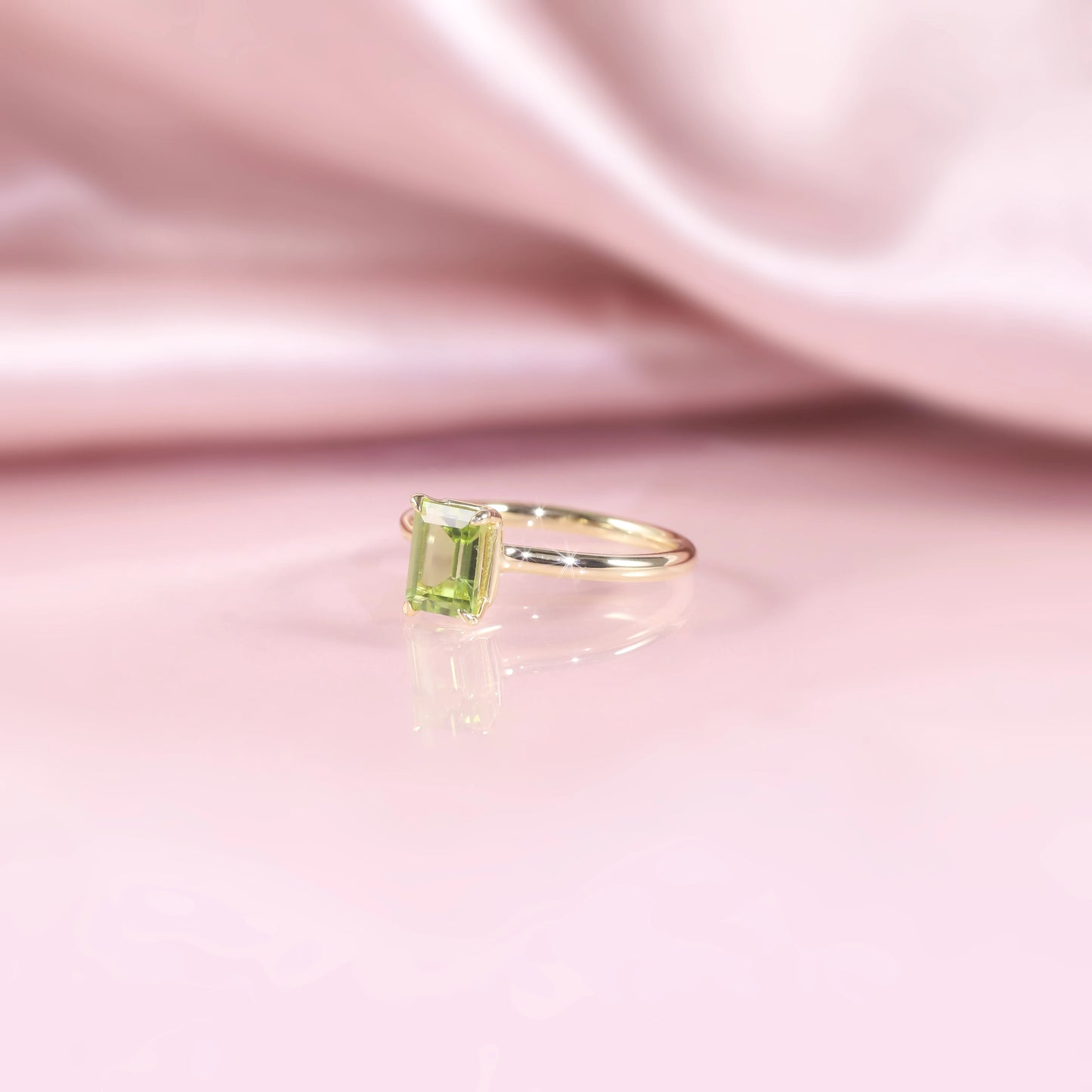 GEM'S BALLET Peridot 1.46 Ct Octagon Silver Solitaire Ring
