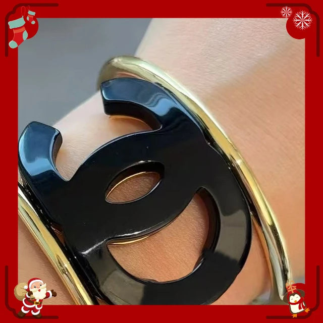 Popular High Version C Home Xiaoxiang Opening Bracelet Acrylic Wide Version Bracelet