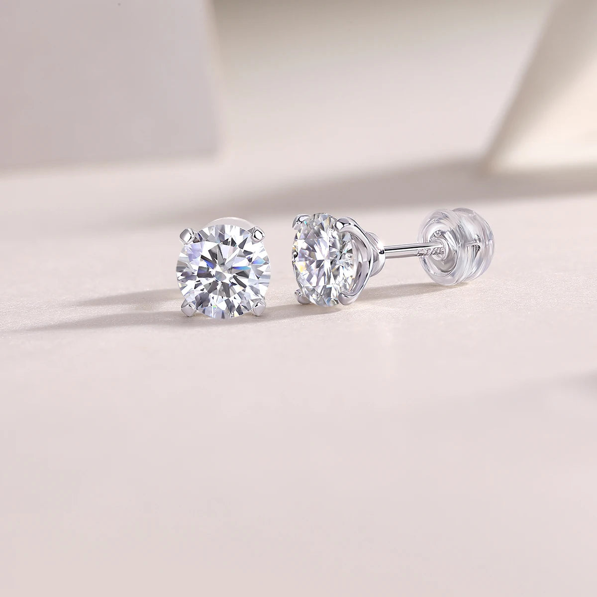 Jiuzuan Moissanite 925 Plated Stud Earrings With GRA Certificate