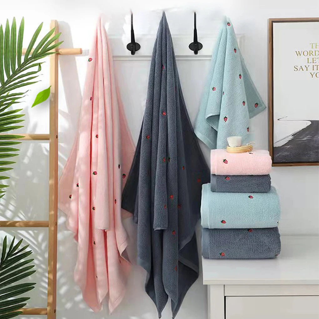 Strawberry Embroidered Bath Towel Set Lightweight Designer